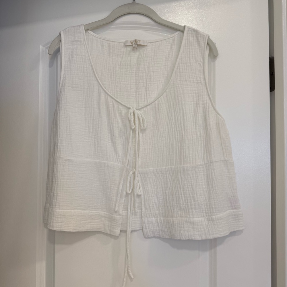 WAYF White Tie-Front Women's Top